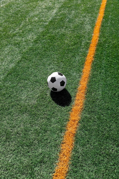 Fútbol de alto ángulo en el campo