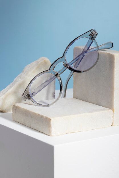 Gafas con montura ligeramente redondeada
