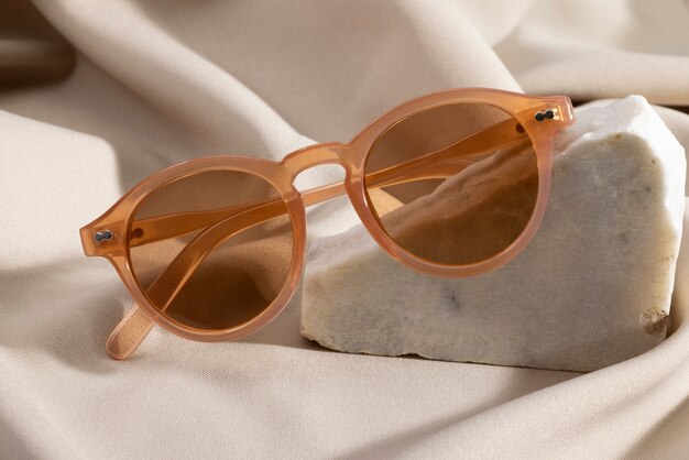 Gafas con montura ligeramente redondeada