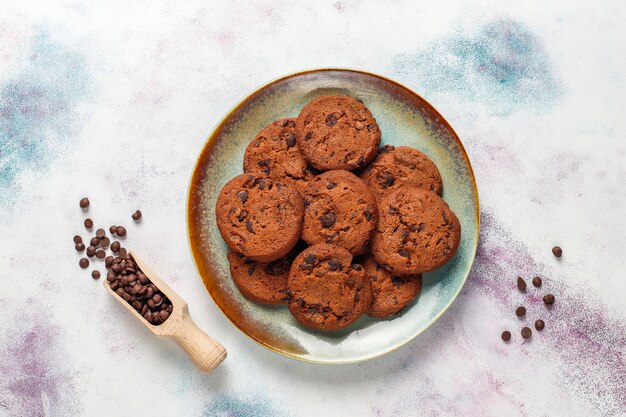 Galletas sin gluten con chispas de chocolate.