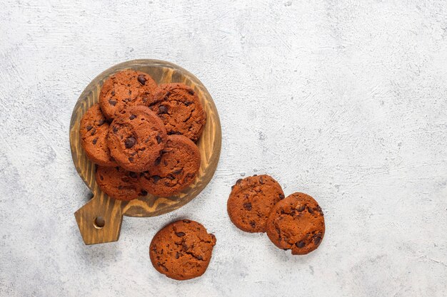 Galletas sin gluten con chispas de chocolate.