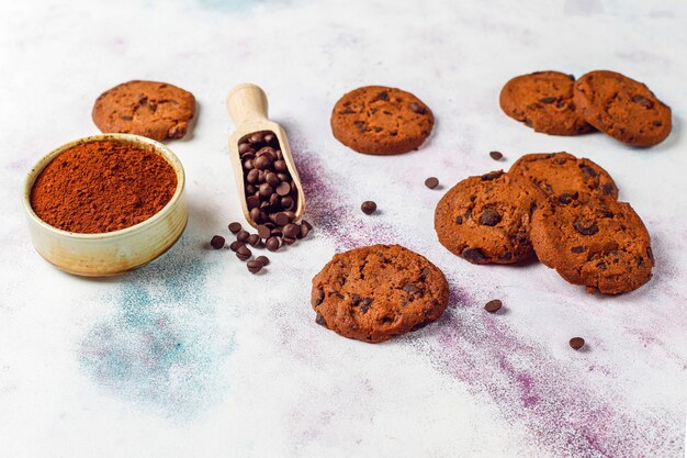 Galletas sin gluten con chispas de chocolate.