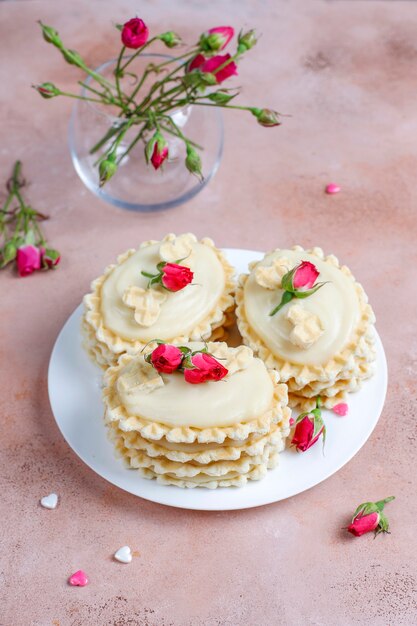 Galletas de gofre con deliciosa crema casera.