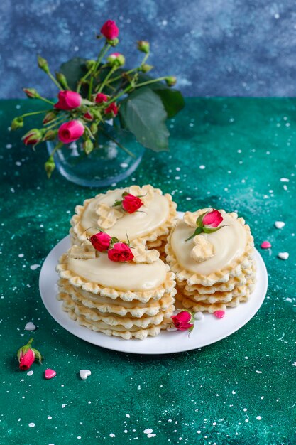 Galletas de gofre con deliciosa crema casera.