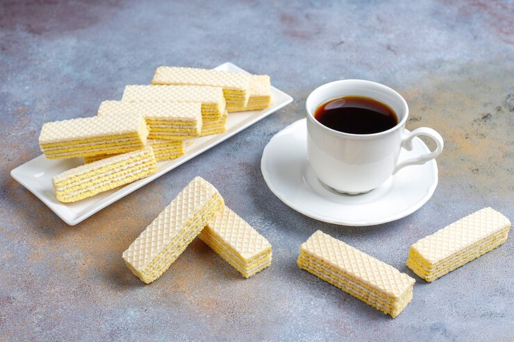 Foto gratuito galletas de obleas dulces frescas.