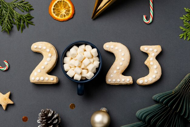 Galletas para la vista superior de celebración de año nuevo