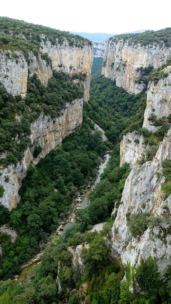 Garganta fluvial profunda de Arbayun