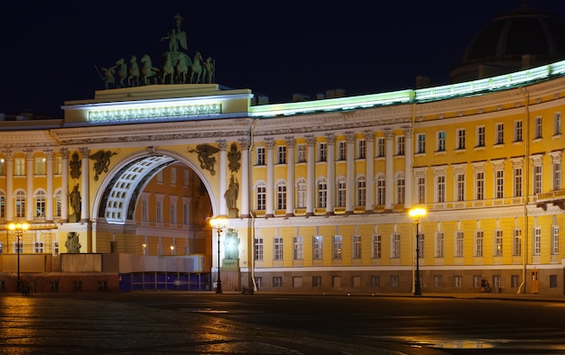 General, personal, edificio, noche