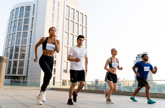 Gente corriendo