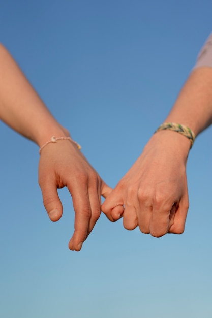 Foto gratuita gestos con las manos que representan la amistad