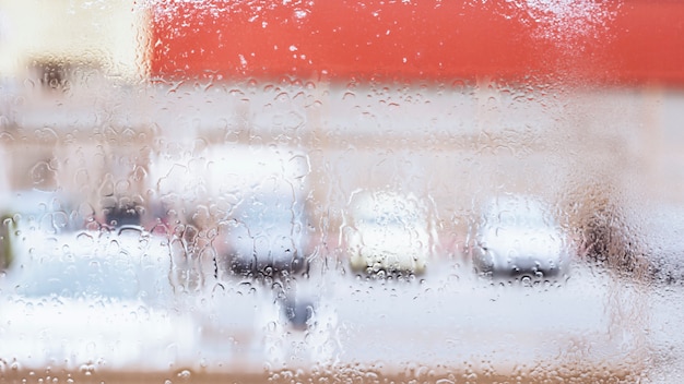 Foto gratuita gotas de lluvia en ventana
