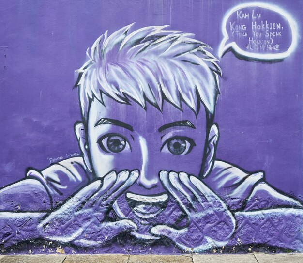 Graffiti de un niño gritando