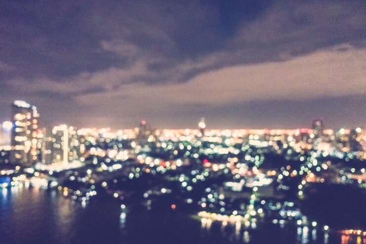 Foto gratuito gran ciudad por la noche