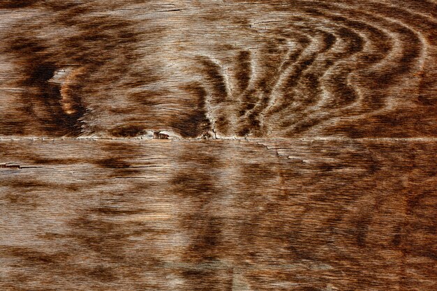 Grano de madera con superficie desgastada