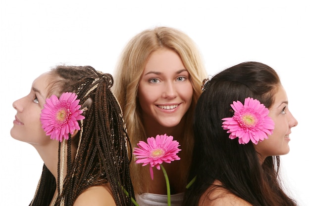 Grupo de hermosas mujeres jóvenes