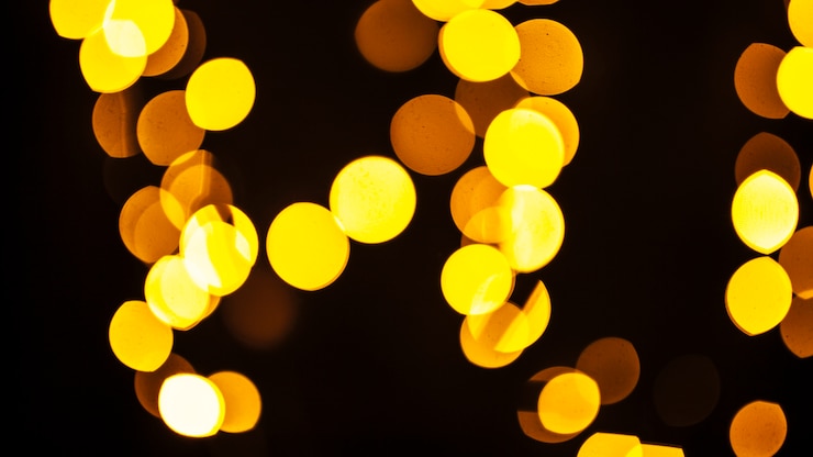 Foto gratuito guirnalda de luz desenfocada