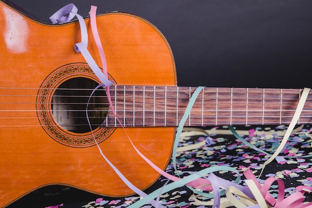 Guitarra después de la fiesta