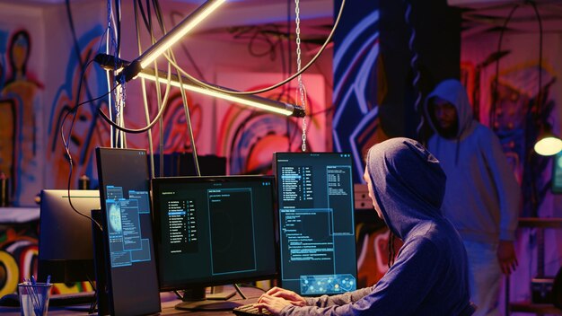 Los hackers discuten el conocimiento técnico de los errores