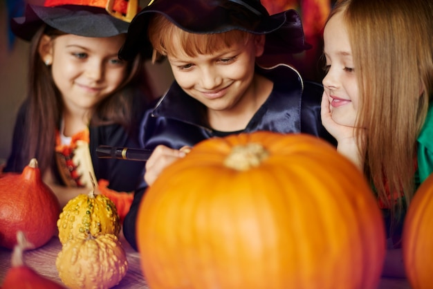 Halloween es muy divertido para los niños