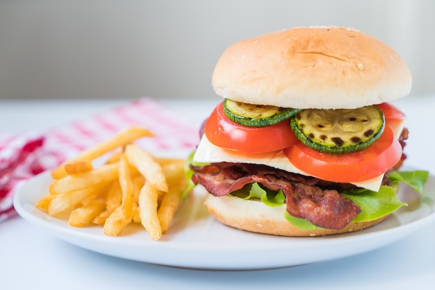 Hamburguesa de tocino