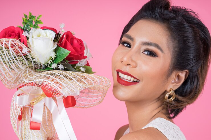 Photo Gratis happy fashion women and bouquet of flowers