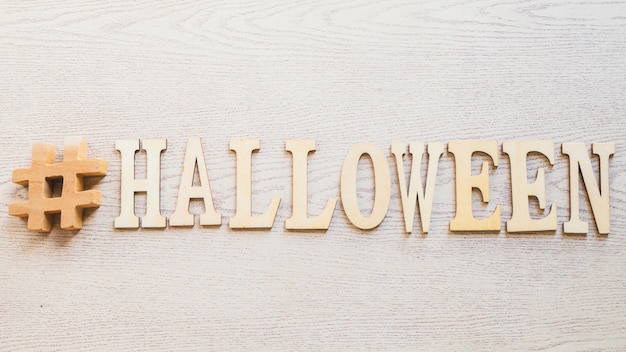 Hashtag y escritura de Halloween
