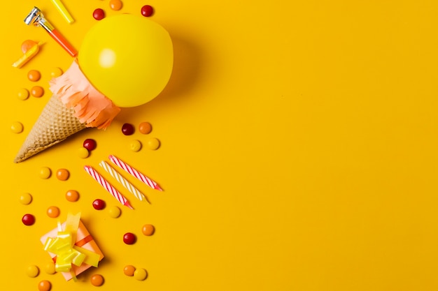 Helado de globo con espacio de copia