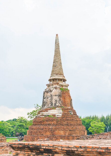 Hermosa arquitectura antigua histórica de Ayutthaya en Tailandia