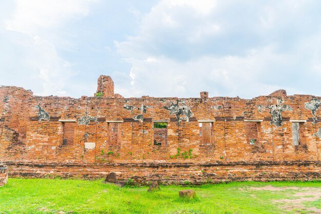 hermosa arquitectura antigua histórica de Ayutthaya en Tailandia