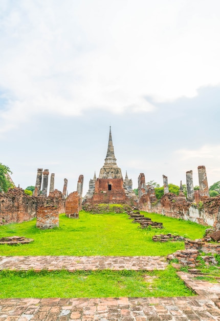 hermosa arquitectura antigua histórica de Ayutthaya en Tailandia
