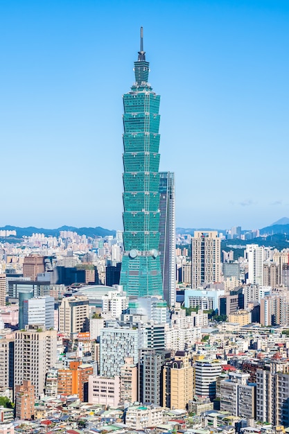 Foto gratuita hermosa arquitectura de la ciudad de taipei