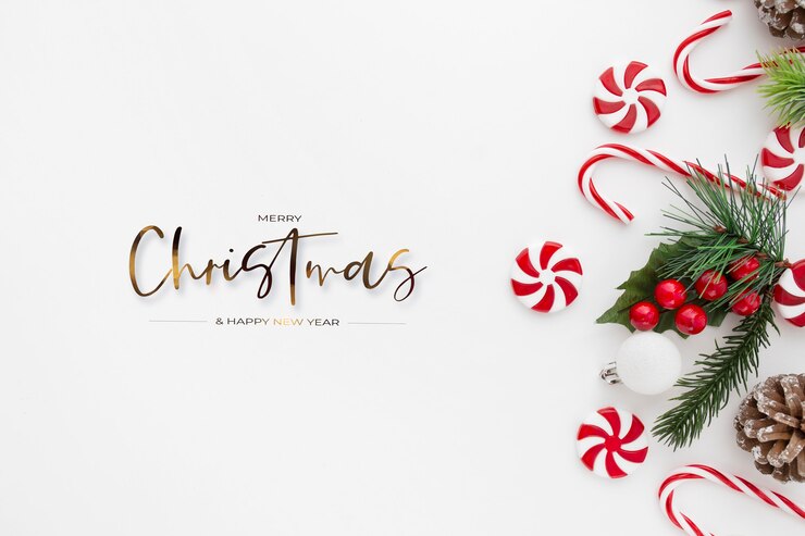 Foto gratuito hermosa composición con adornos navideños sobre un fondo blanco.