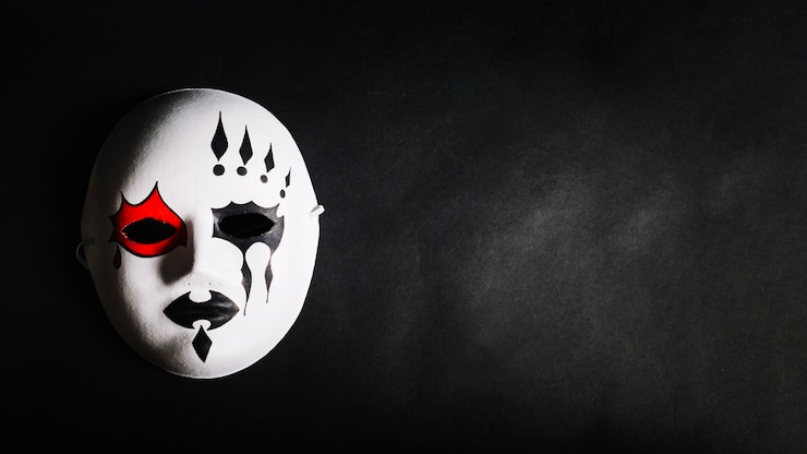 Foto gratuito hermosa y espeluznante máscara para halloween