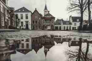 Foto gratuita hermosa foto de la arquitectura de la ciudad con reflejos