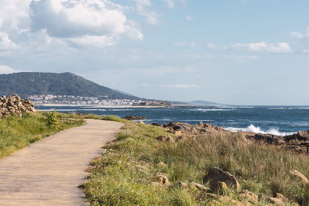 Hermosa foto de un camino de playa