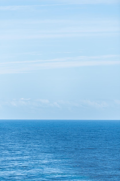 Hermosa foto del mar y el cielo.