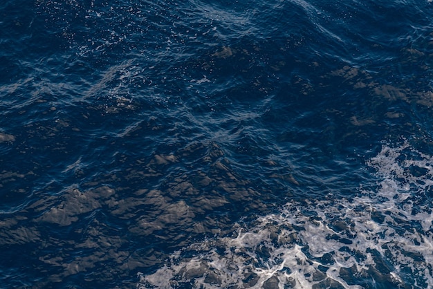 Hermosa foto de las olas del mar