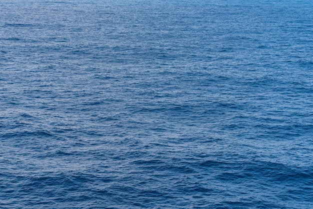 Hermosa foto de las olas del mar