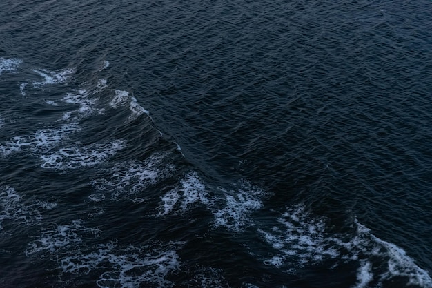 Hermosa foto de las olas del mar