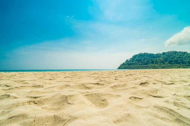 Hermosa naturaleza playa tropical