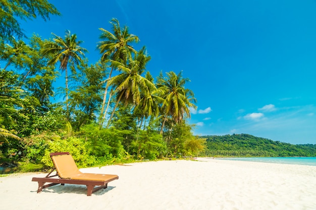 Foto gratuita hermosa naturaleza playa tropical