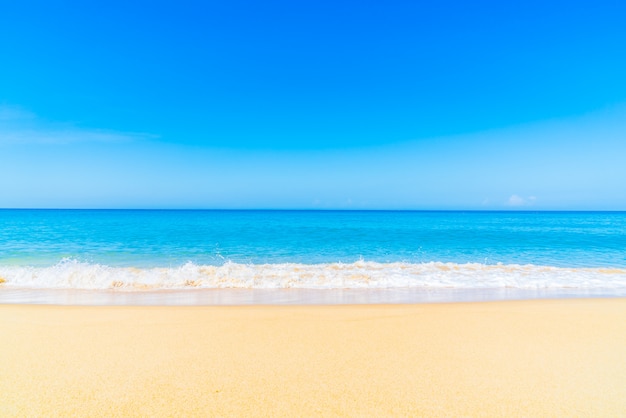 Hermosa playa y mar