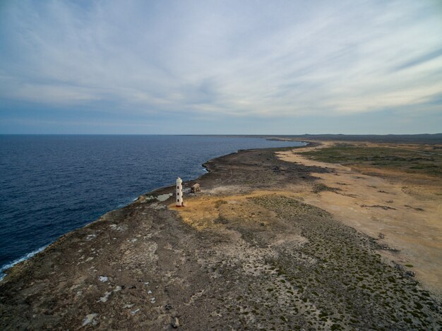 Hermosa playa para pasar una agradable tarde de verano en Bonaire, Caribe