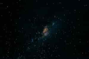 Foto gratuita hermosa vista de las estrellas en el cielo nocturno.