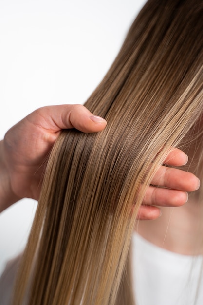 Hermoso cabello tratado con queratina