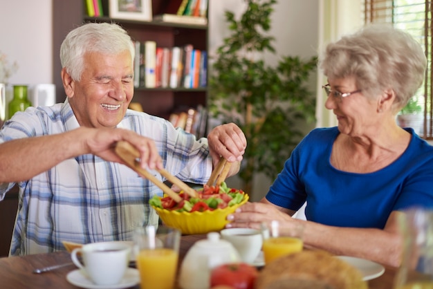 Hermoso día para comer juntos.