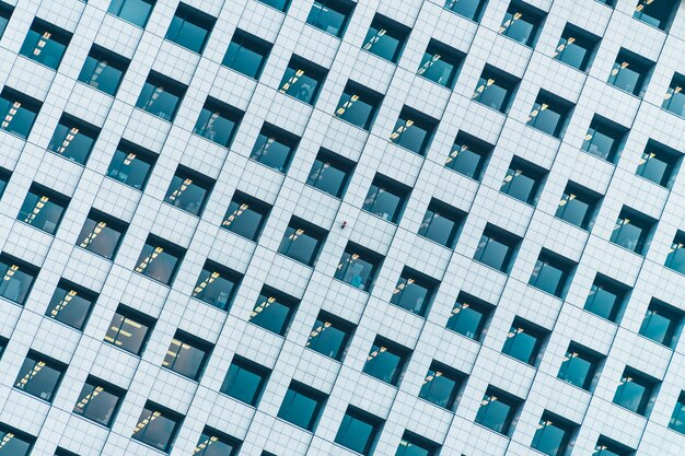 Hermoso edificio exterior con texturas de ventana de vidrio.