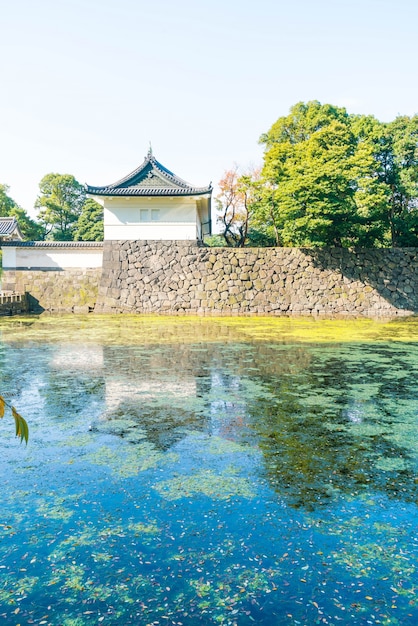 Hermoso edificio del Palacio Imperial en Tokio