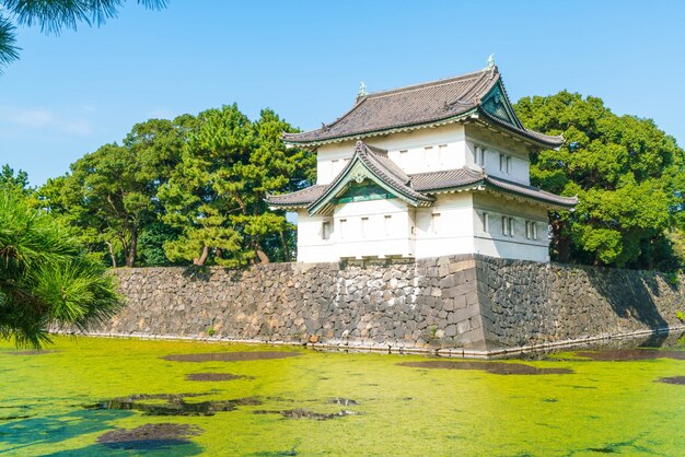 Hermoso edificio del Palacio Imperial en Tokio