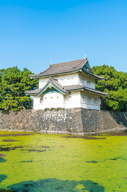 Foto gratuita hermoso edificio del palacio imperial en tokio